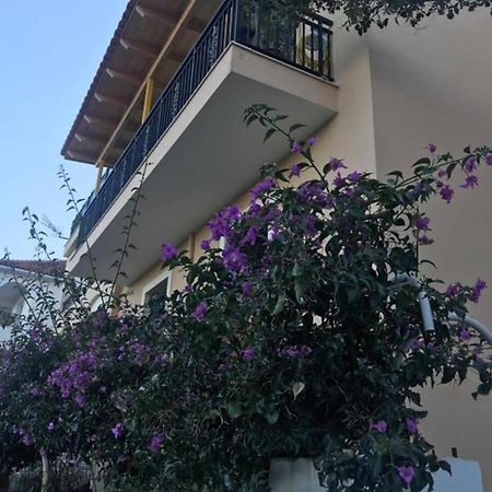 Marinos Studios Poros  Extérieur photo