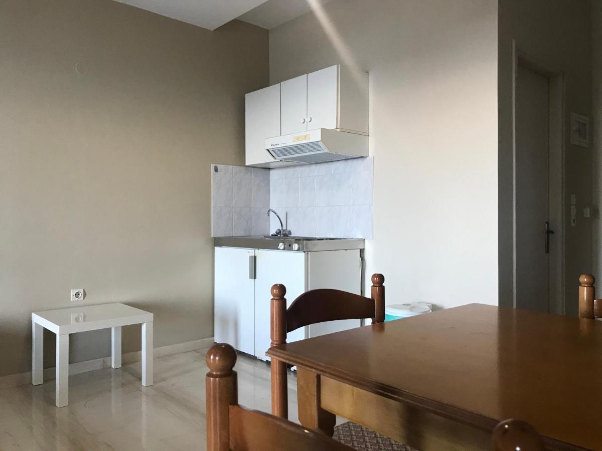 Marinos Studios Poros  Extérieur photo